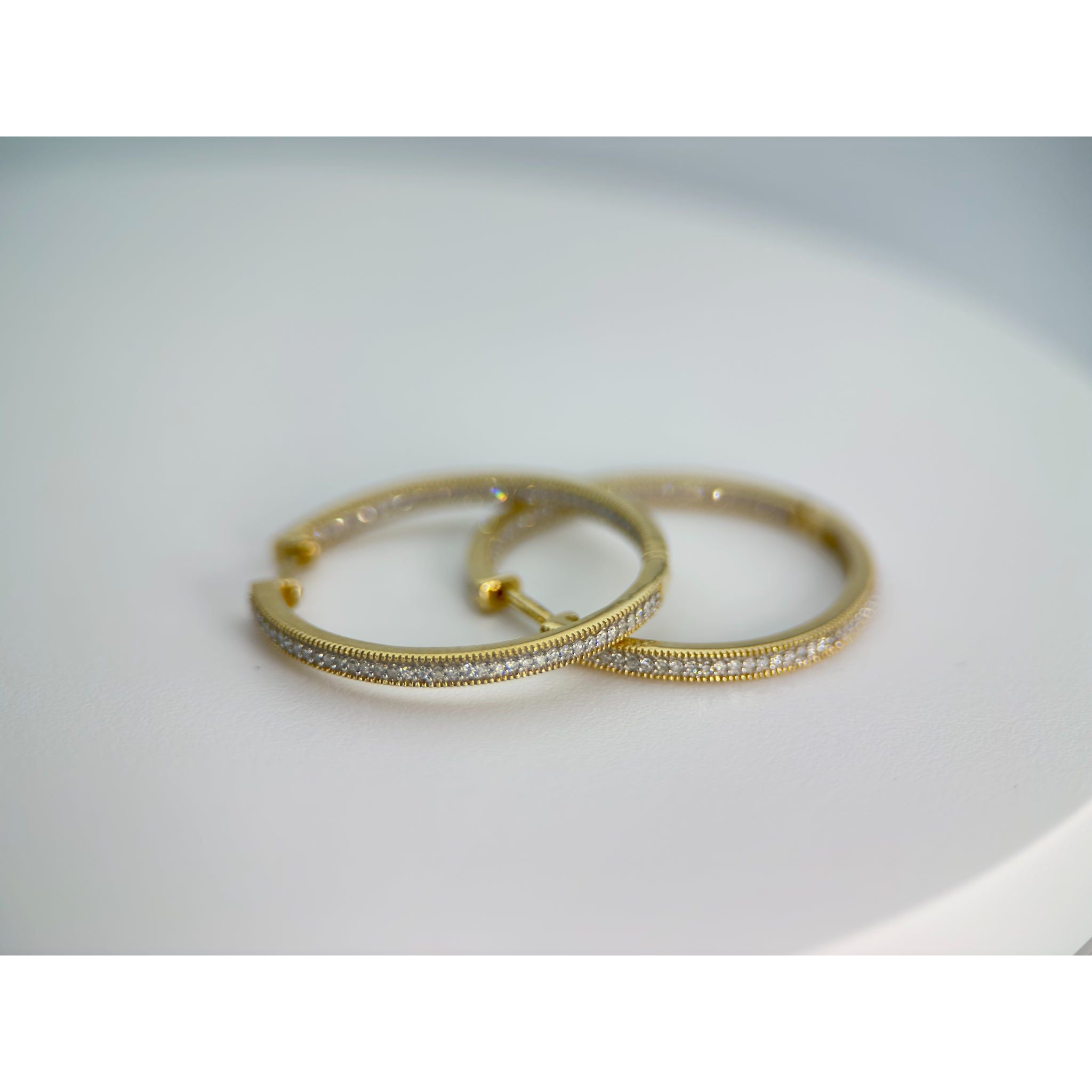 DR1076 - 10K Yellow Gold - Diamond - Diamond Hoops