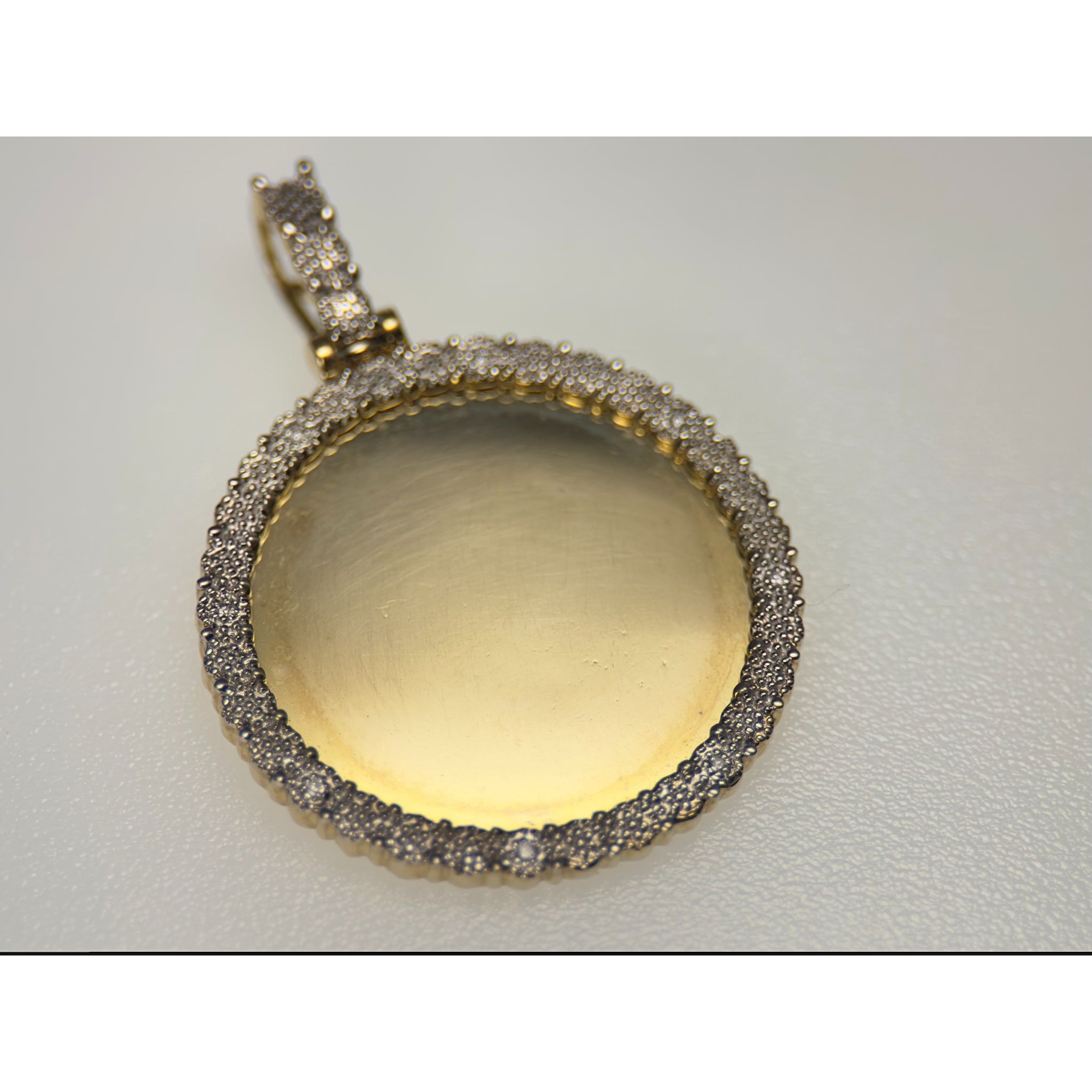 DR1386 - 10K Yellow Gold - Diamond - Diamond Pendant - Picture Pendant