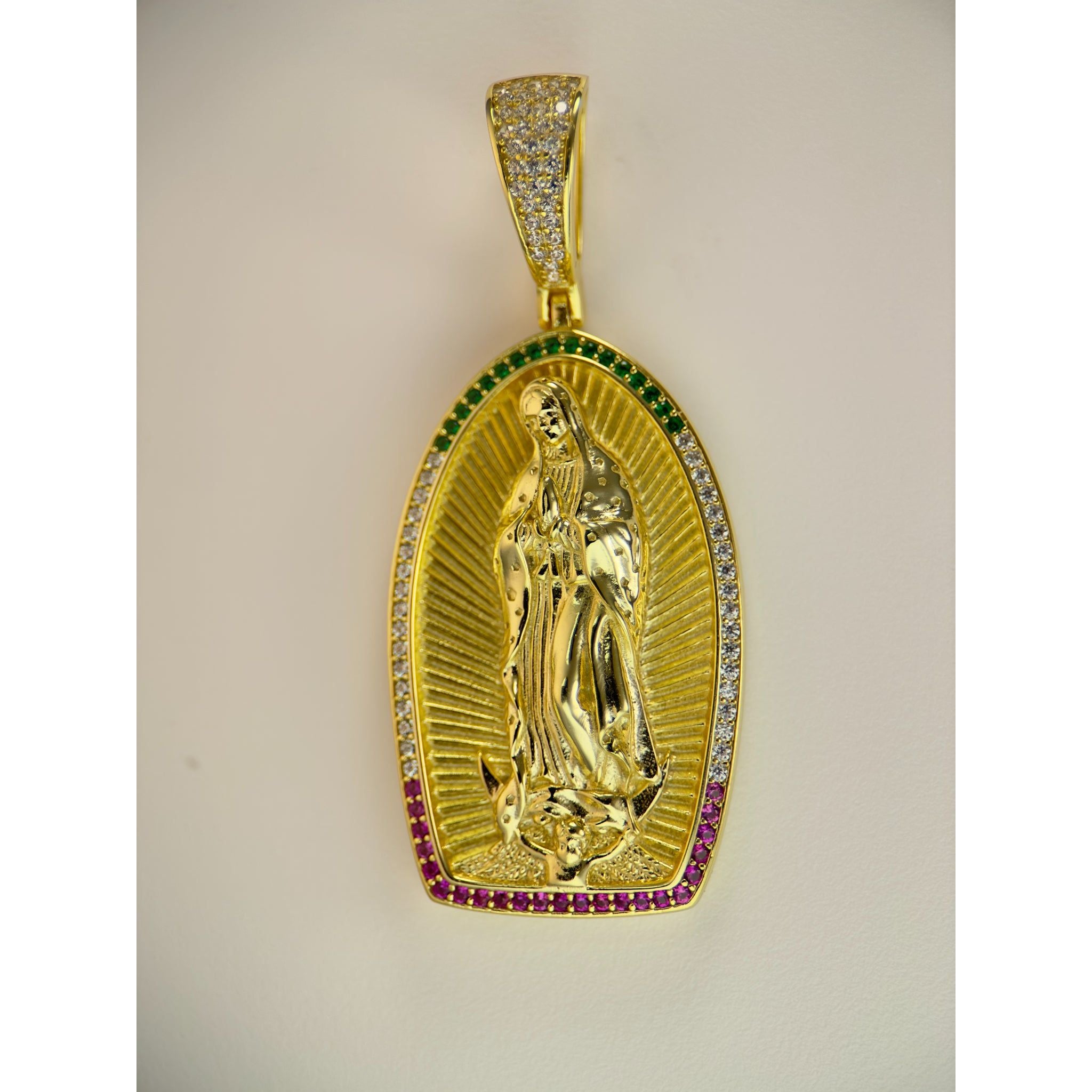DR3174 - Plata de ley 925, oro de 14 k unido - Piedras creadas en laboratorio - Colgante - Colgante de la Santísima Madre