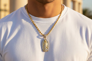 DR1377 - 10K Yellow Gold - Diamond - Diamond Pendant